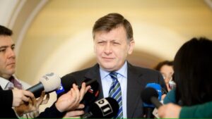 media-173849875675058300