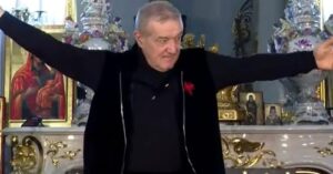 13136358992674308556