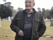 Rude care nu l-au vizitat niciodată pe bunicul bătrân primesc invitații