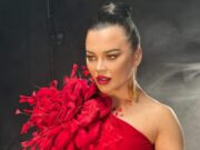 Carmen de la Sălciua și-a schimbat look-ul. Cum arată acum artista / FOTO