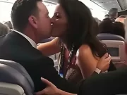 L-am prins pe soțul meu, zburând la Paris cu amanta lui. M-a batjocorit în fața pasagerilor din avion, dar viața mi s-a schimbat radical