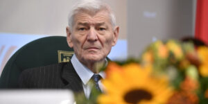 agerpres_17695383_83581000-1200x600