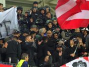 Bătaie în tribune la Craiova – Dinamo! A fost nevoie de intervenția jandarmilor