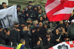 2e323064-6ce6-43b4-bba3-a018420f360a