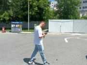 Primele imagini cu noua achiziție de titlu pe care Mihai Rotaru a făcut-o la Universitatea Craiova. Internaționalul U 21 și impresarul lui au mers să semneze cu echipa lui Mirel Rădoi. EXCLUSIV