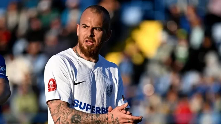 Denis Alibec, dezvăluiri despre viitorul său înainte de Farul – UTA: „A fost o perioadă dificilă pentru mine și club”