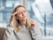 De ce durerile de cap te pot face să ai poftă de suc și cartofi prăjiți