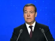 Rusia, mesaj oficial la armistițiul propus de Europa și SUA. Dmitri Medvedev: „Băgați-vă planurile astea de pace în fund!”
