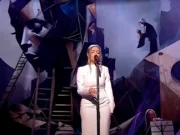 Alexia Tudose, tânăra din Botoșani cu brațele replantate, a obținut locul 3 la „Românii au talent”