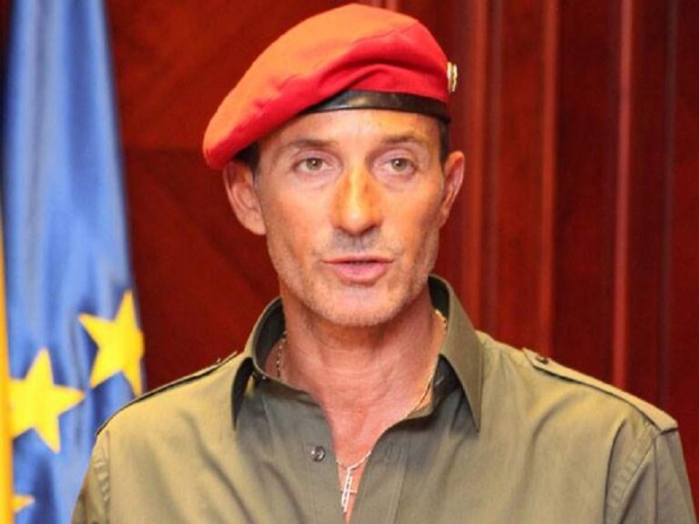 Cu ce se ocupă Radu Mazăre în Madagascar. Fiul lui, Răducu, urmează să îl viziteze