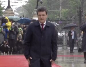 media-174825677424840300