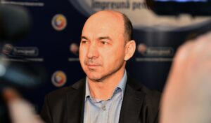 FOTBAL:SEMNARE PARTENERIAT FR FOTBAL-BANCPOST (26.03.2015)