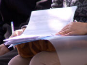 Guvernul va adopta azi schema de ajutor pentru 2 milioane de români. Plafonarea la energie expiră în 3 zile