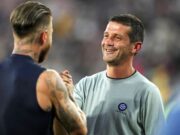 EXCLUSIV „Am stat 125 de zile la Cristi Chivu în casă. Seara, la 22:00, mă suna și îmi spunea: «Tete, urcă în avion, că m-a mușcat buldogul!»”