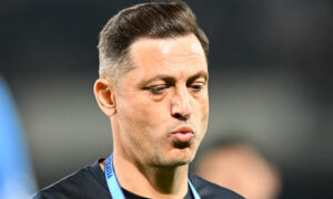 NjM2Jmhhc2g9M2VlYWQ2NzUzYWI5ZmZkNTNhYTIxODk3ZDg4Y2Y3Yjc=.thumb