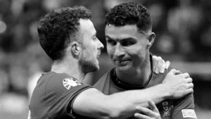 cristiano-ronaldo-alaturi-de-diogo-jota