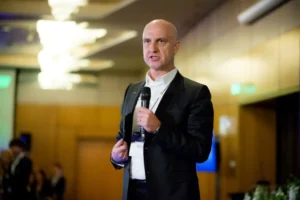 dragos-petrescu-1024x684