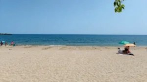 https___www.gandul.ro_wp-content_uploads_2025_06_litoral-plaja-marea-neagra-1280x960