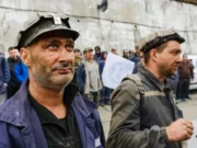 Prime de Ziua Minerului în plină austeritate. Modalitatea inedită de plată găsită de administraţie pentru salarii şi bonusuri în Valea Jiului