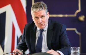 Premierul Marii Britanii, presat tot mai mult pentru a recunoaşte un stat palestinian