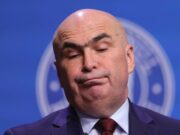 Bolojan a pus ochii pe Comitetul care avizează investiţiile străine: 11 oameni plătiți regește