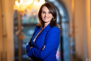 media-175136356801448400