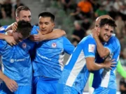 Fotbalistul român plecat recent de la Craiova, implicat în cel mai nebun meci al startului cupelor europene! A dat un gol fabulos, dar a primit lovitura în prelungiri.