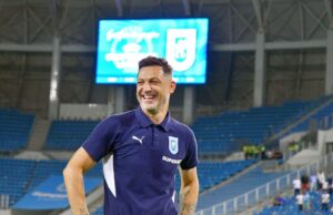 Rădoi i-a anunțat PLECAREA de la Craiova + show la microfon: „Am băut, nu iau mașina, sunt nebuni!”