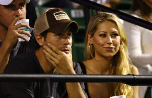Anna Kournikova este însărcinată. Fosta tenismenă și Enrique Iglesias urmează să devină părinți a patra oară