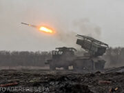 Rusia desfășoară o ofensivă continuă de-a lungul frontului din Ucraina