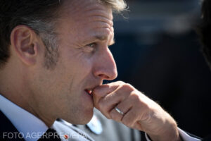 emmanuel-macron_55975500