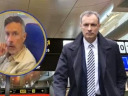 Florian Coldea, agasat în avion de un ex-deputat. Cum a fost filmat fostul adjunct de la SRI în zborul spre Coasta de Azur