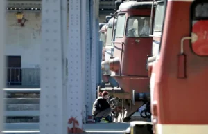 Trenuri blocate pe drumul spre mare. Călătorii au așteptat și trei ore în gară