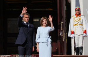 Macron a electrizat Chișinăul. Președintele Franței a vorbit minute bune în limba română