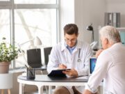 Parkinsonul poate fi identificat înainte de apariția simptomelor. Corpul pacientului emană un miros specific, usor de identificat