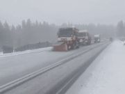 A început să ningă în România: Zona în care au căzut primii fulgi de zăpadă în 2025