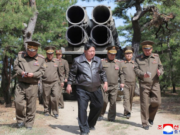 Phenianul testează două noi rachete, pe fondul tensiunilor cu Seulul. Kim Jong Un a supravegheat testul