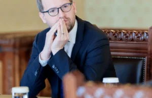 Dominic Fritz a recunoscut că și el a dat șpagă. Pentru ce sumă a încălcat liderul USR legea