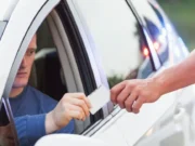 Îți poți lua adio de la permisul de conducere dacă nu îți plătești amenzile la timp! Amenzile neplătite cresc cu 30% la trei luni, anunțul făcut de ministrul Dezvoltării