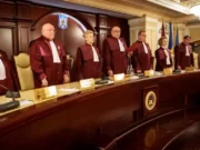 CCR discută pe 24 septembrie sesizarea ÎCCJ pe legea privind pensiile magistraților. Un verdict de neconstituționalitate ar putea duce la căderea guvernului Bolojan