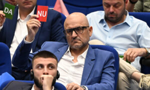 MCZoPTYzNiZoYXNoPTdlMTM2MTE1ZmNhNDNlOTliMGQ5ZGVhY2Y4ZDA1MDJj.thumb