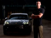 Ce fel de șofer este David Popovici. Verdictul dat de specialistul Titi Aur după ce renumitul campion s-a urcat la volanul unui bolid de 300.000 de euro