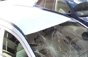 Fetiță de doi ani, căzută de la etajul patru pe o mașină. Proprietarul autoturismului: „Nu îmi trebuie nimic”