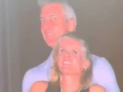 Hoțul strigă: „Hoții”. Noi dezvăluiri în cazul Kristin Cabot: și soțul ei se afla la concertul Coldplay, alături de amantă