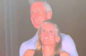 Hoțul strigă: „Hoții”. Noi dezvăluiri în cazul Kristin Cabot: și soțul ei se afla la concertul Coldplay, alături de amantă