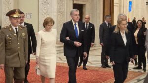 majestatea-sa-margareta-si-asr-principele-radu-sarbatoresc-29-de-ani-de-casnicie-2133489