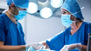 medic-relatii-intime-in-timpul-unei-interventii