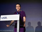 Greșeală de gramatică în comunicatul MAE despre întâlnirea ministrei Țoiu cu ambasadorii OCI