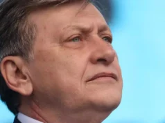 Crin Antonescu, despre vizita Oanei Țoiu în SUA: „Mi-e greu să calific în câteva cuvinte situația în care se află, astăzi, politica externă a României”