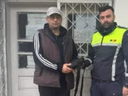 Gest de omenie în Mehedinți: un bărbat a găsit o geantă cu 2.000 de euro și a dus-o la poliție